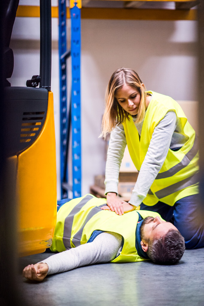 Secours en entrepôt.